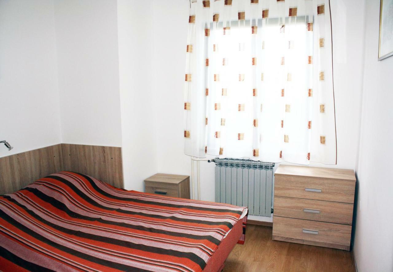 Apartment Vera Umag Exteriör bild