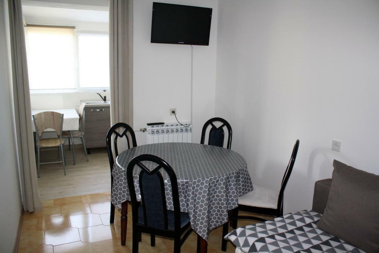 Apartment Vera Umag Exteriör bild