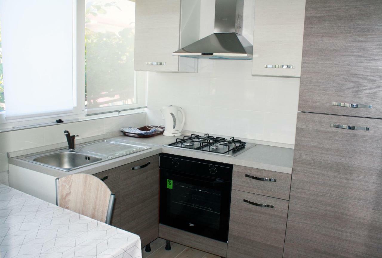 Apartment Vera Umag Exteriör bild